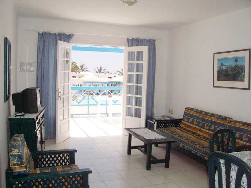 Appartement Atlantis Las Lomas à Puerto del Carmen  Extérieur photo